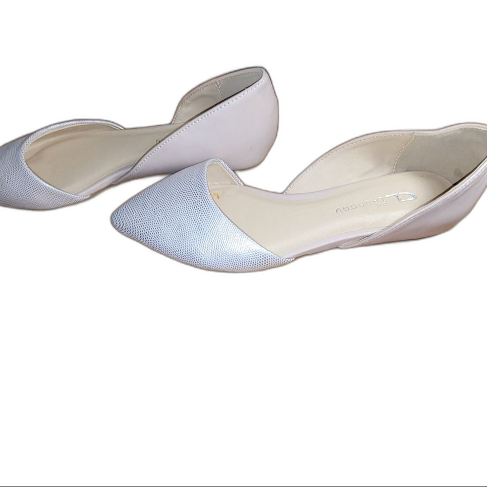 CL by Laundry Flats - Size 7.5 - Picture 4 of 6